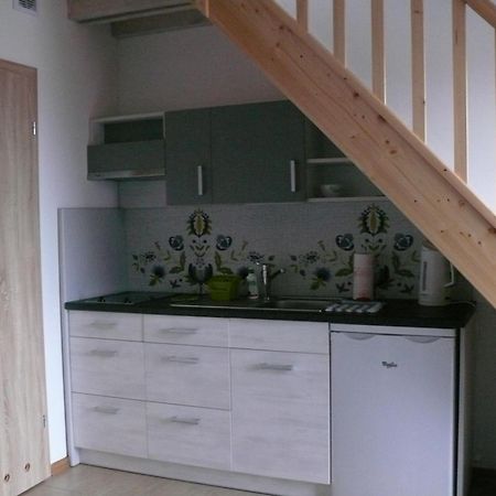 Gosciniec Kaszubski Homestay Białogóra Esterno foto