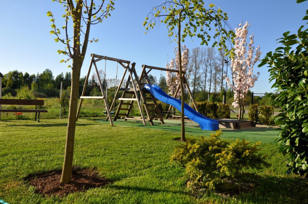 Gosciniec Kaszubski Homestay Białogóra Esterno foto