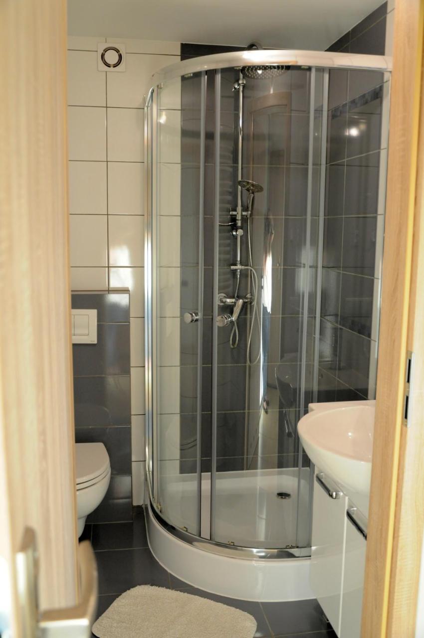 Gosciniec Kaszubski Homestay Białogóra Esterno foto