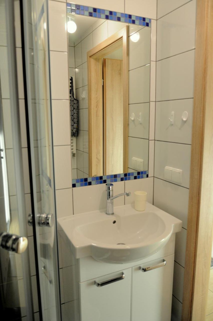 Gosciniec Kaszubski Homestay Białogóra Esterno foto